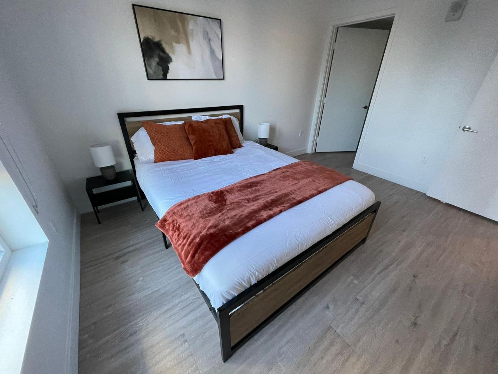 Chic Urban Retreat In Heart Of La, Steps From Attractions! Hotel Los Angeles Exterior photo
