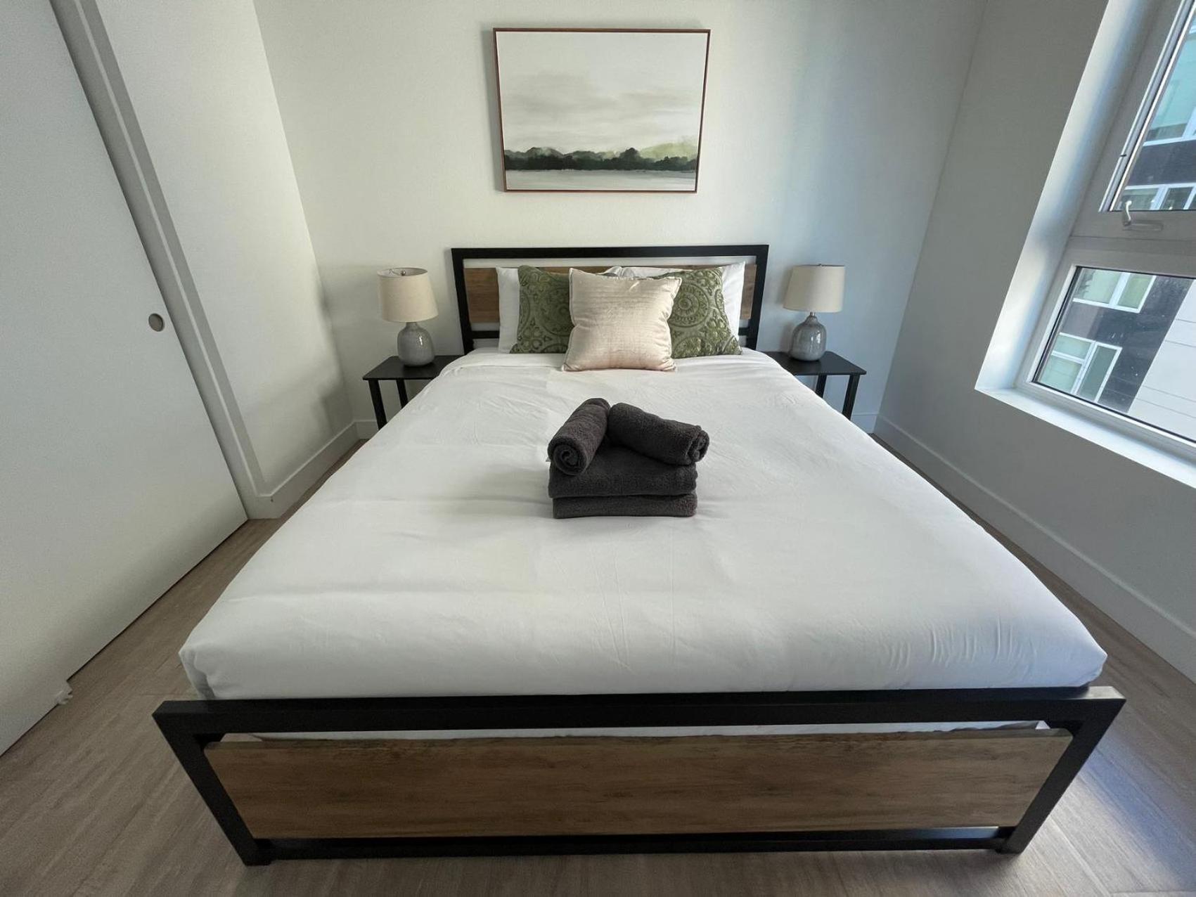 Chic Urban Retreat In Heart Of La, Steps From Attractions! Hotel Los Angeles Exterior photo